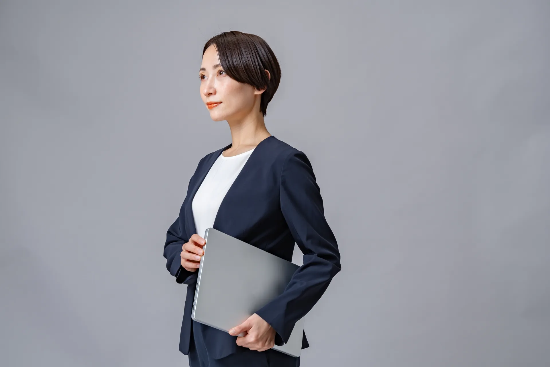【キャリアの描き方】「辞める人」は目の前の仕事に追われ、「活躍する人」は未来の自分を設計する