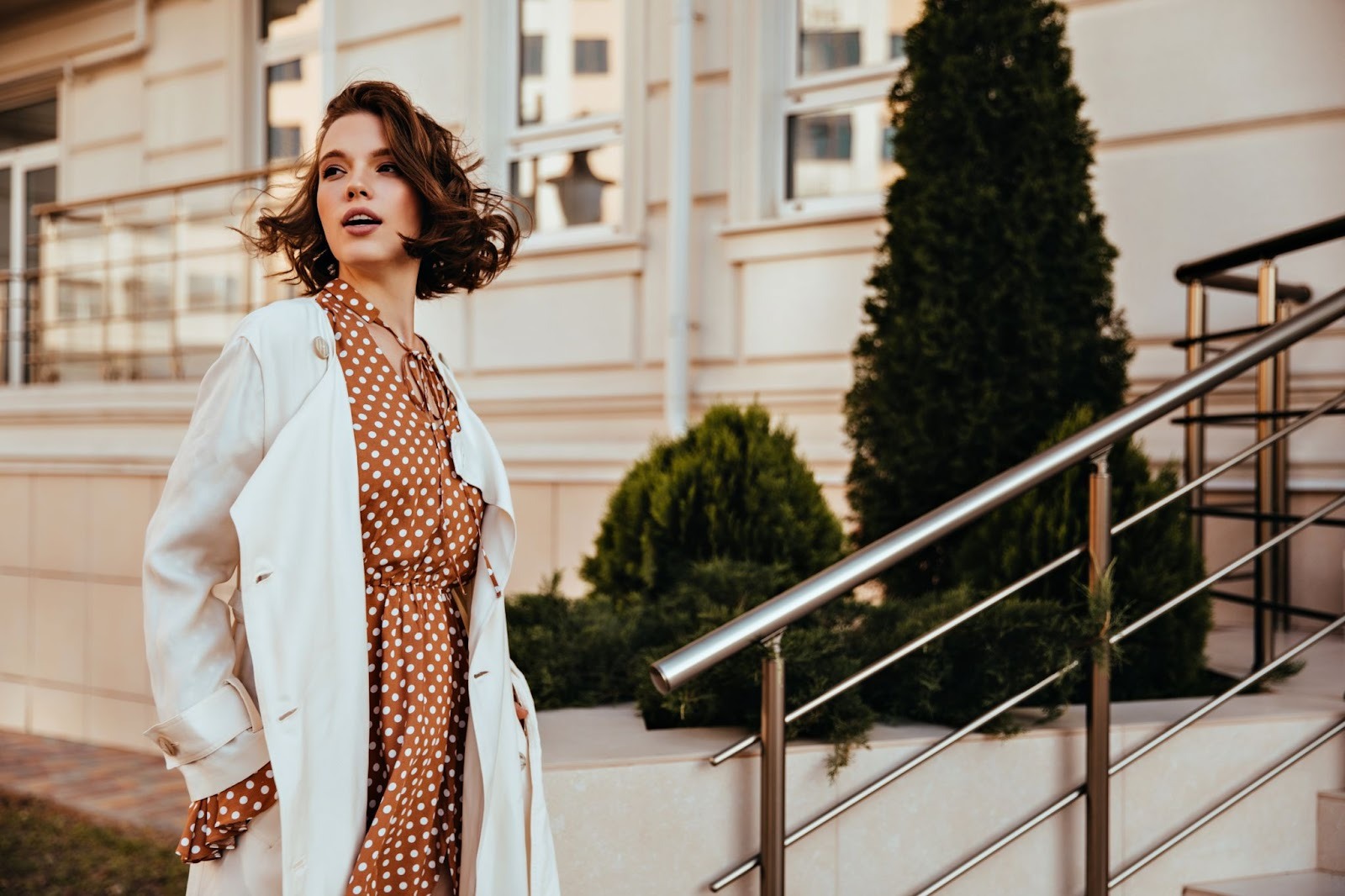 CHANEL(シャネル)の歴史|ココ・シャネルの物語と象徴的なアイコンたち