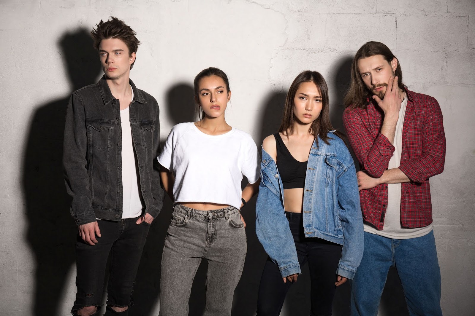 ラグジュアリーコングロマリットとは?3大グループの強みを比較解説