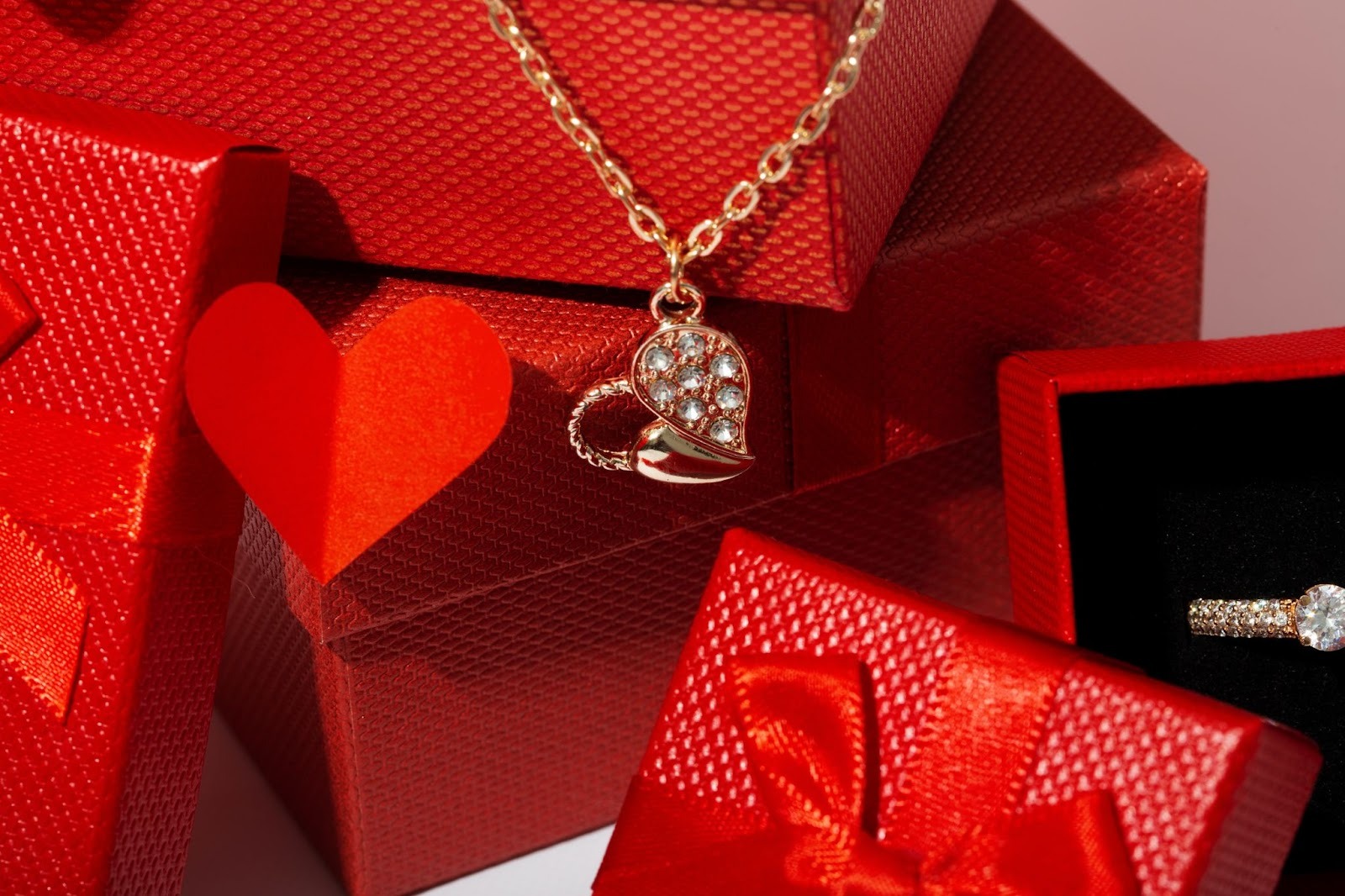 【現代】伝統を受け継ぎ進化し続けるCartier(カルティエ)