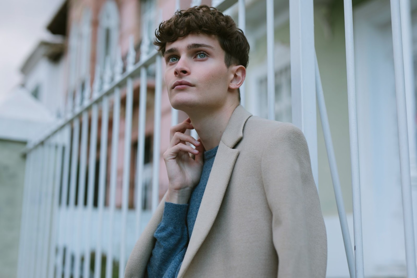 アルマーニの美学｜時代を超えて愛される3つの理由