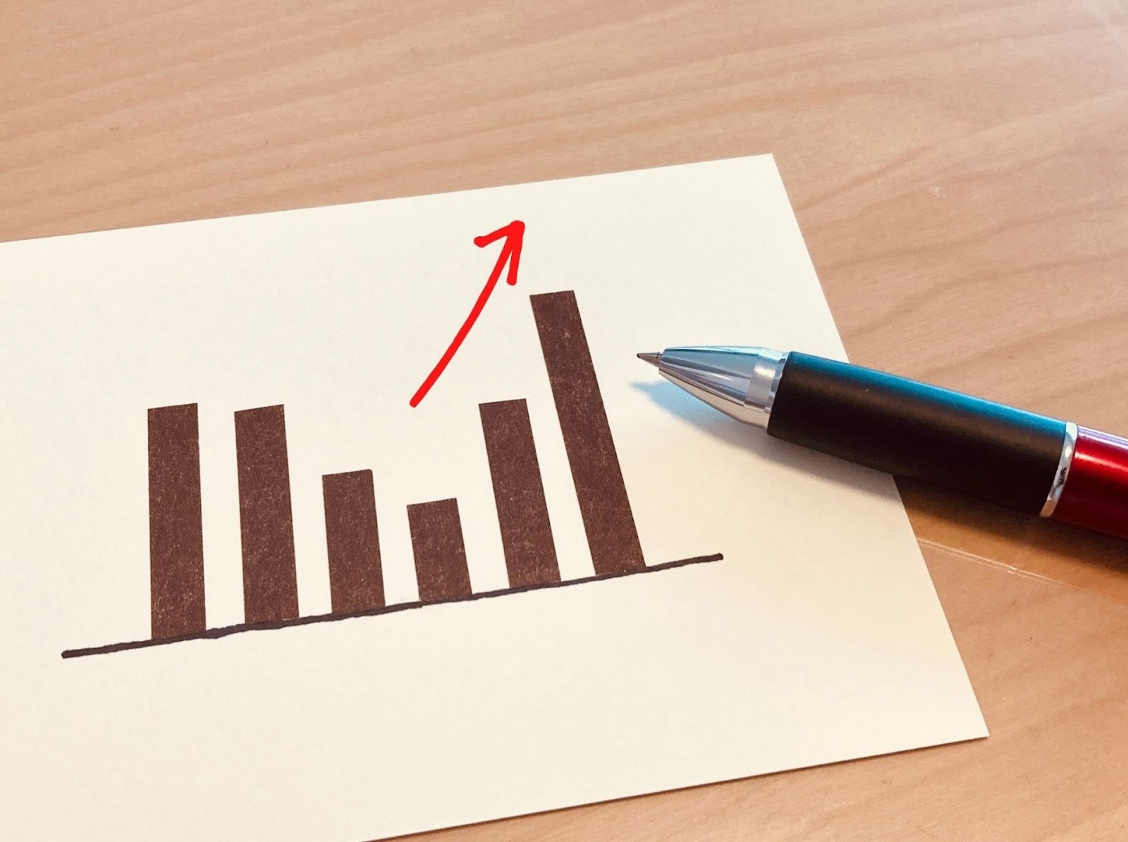 危機を乗り越えたグッチの歴史を学び未来を創造しよう