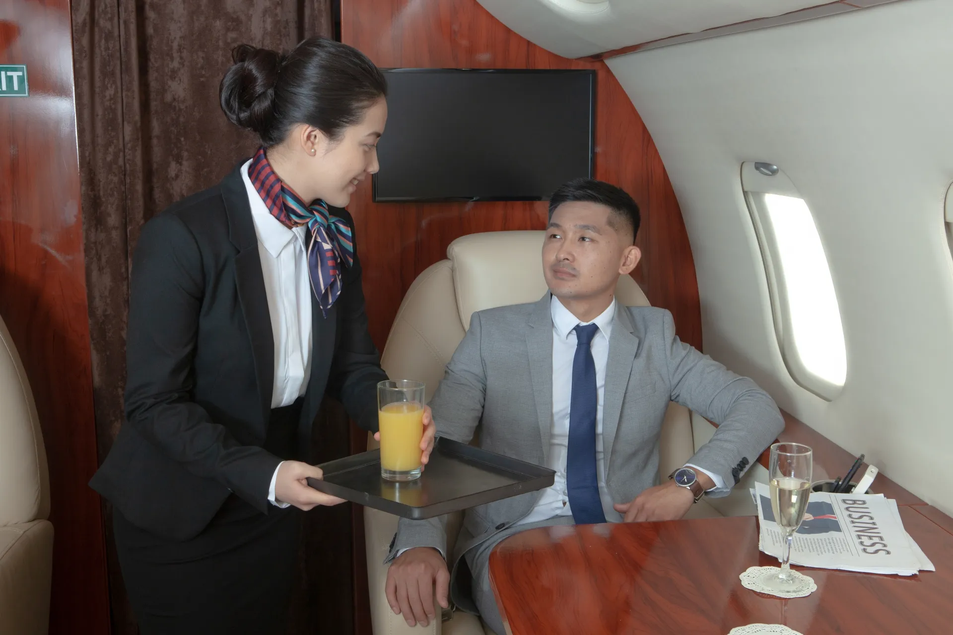 なぜCA(キャビンアテンダント)からのキャリアチェンジ先にラグジュアリーブランドが選ばれるのか