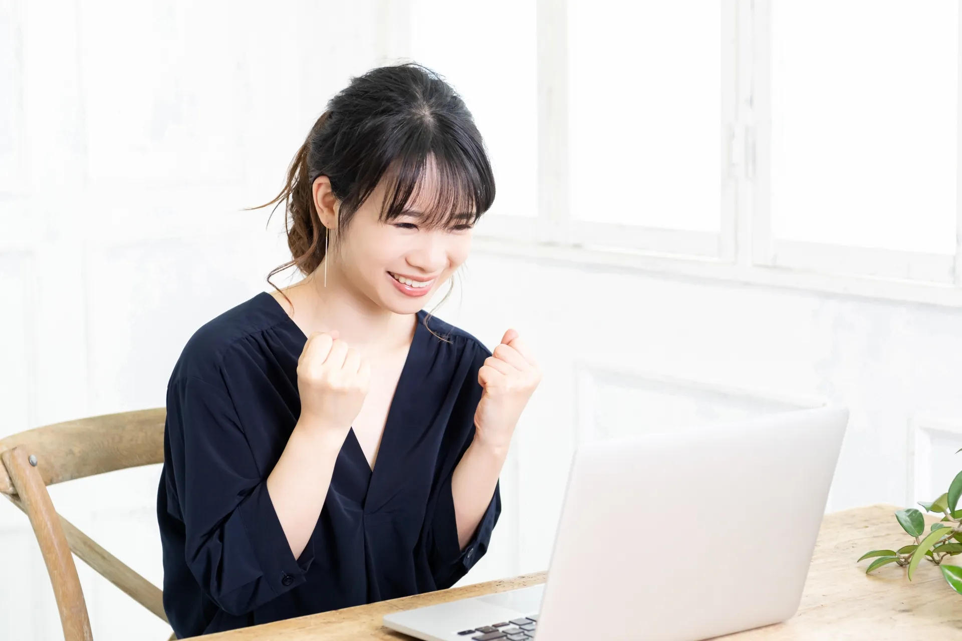 ただし、すべてのブランドが激務・薄給なわけではない