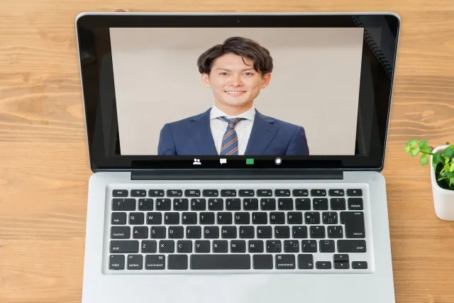 【マナー編】開始5分前から勝負。入室と退室の美しい所作