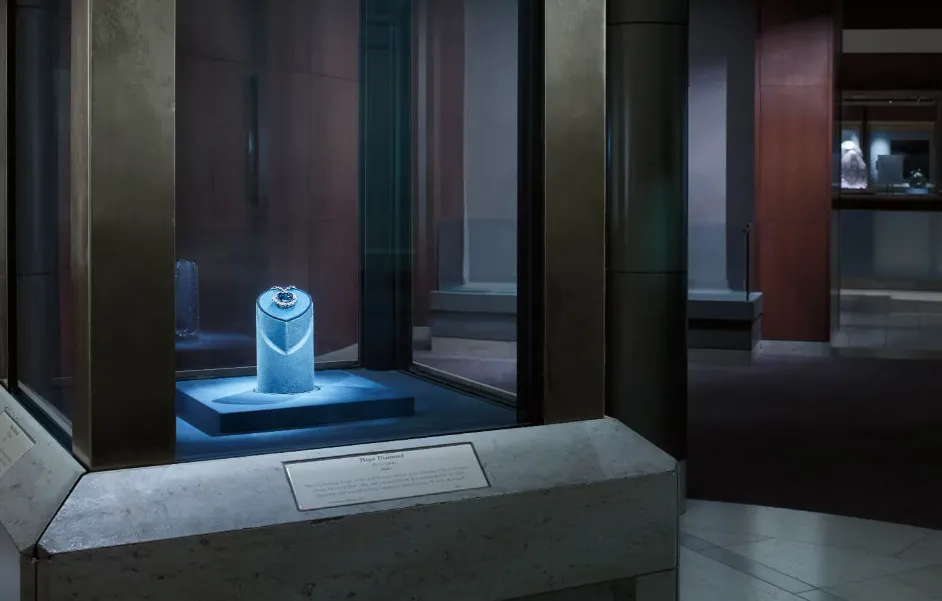 呪いを伝説に変えた「ホープ・ダイヤモンド」寄贈に込められた想い