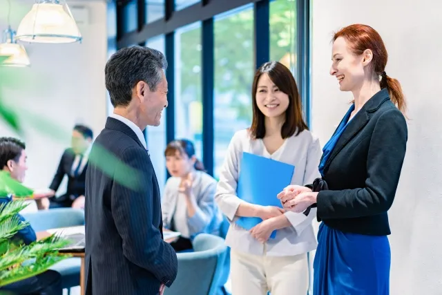 語学力を持つ人事経験者が優遇される理由