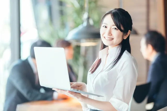 アパレル本社勤務とはどんな仕事か?