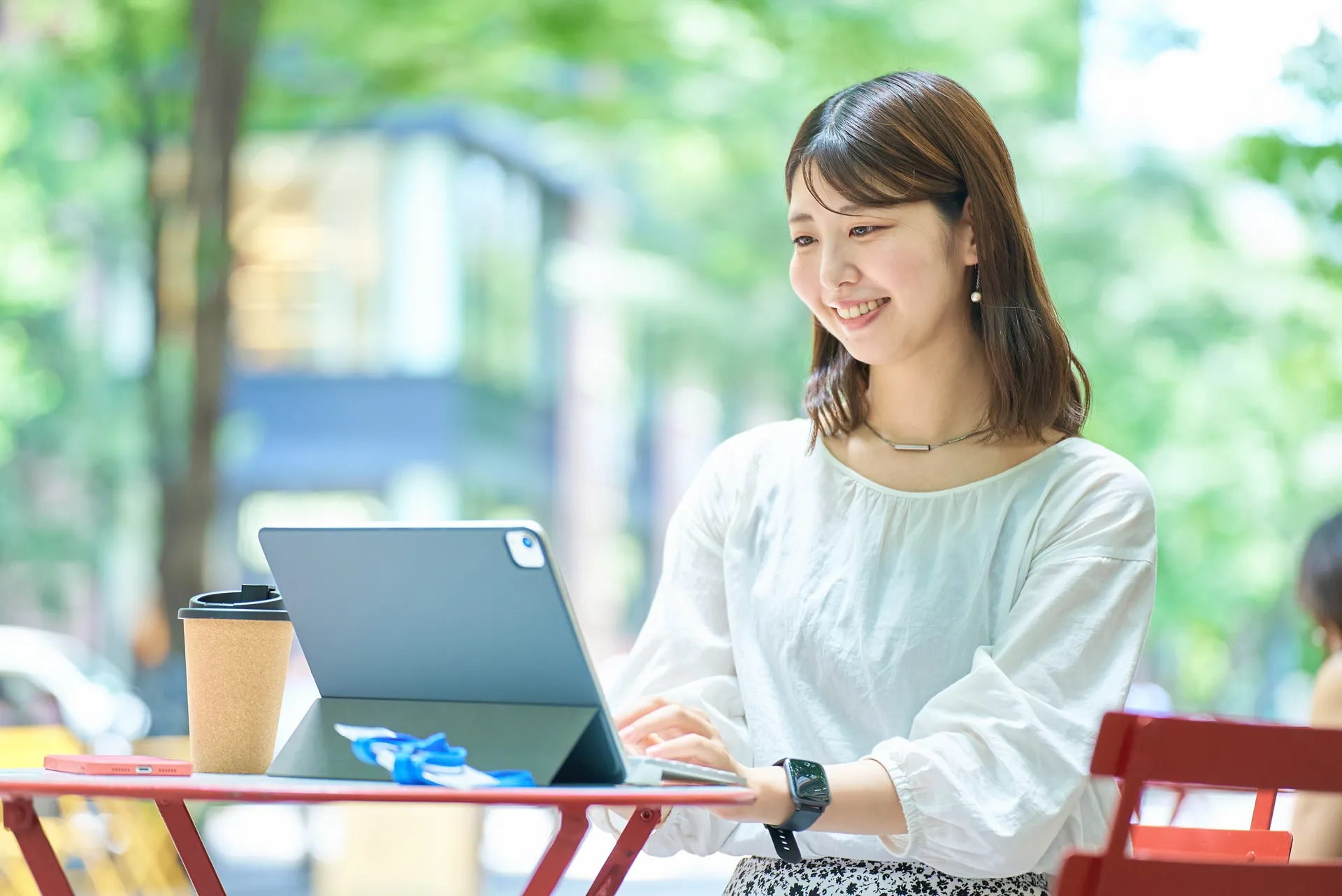 紹介手数料は合否をどこまで左右するのか？